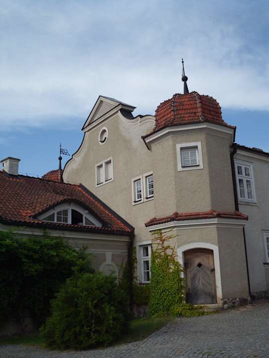 Außenansicht Herrenhaus Pałac i Folwark Galiny
