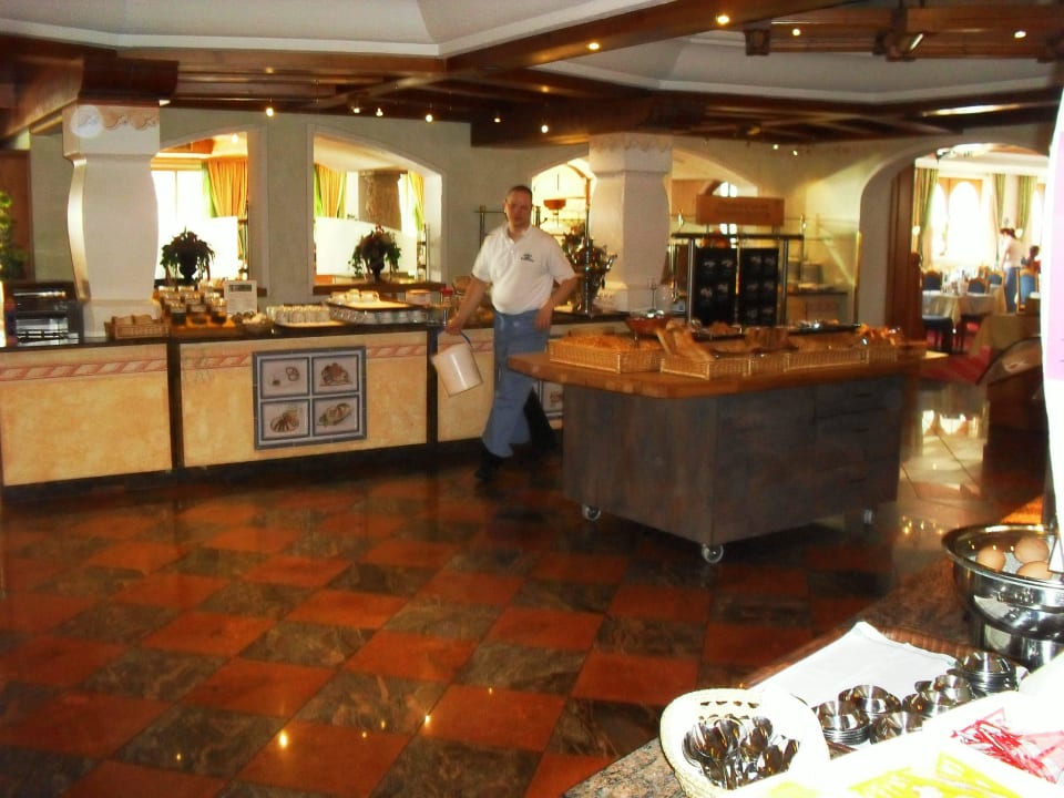 Nur ein kleiner Teil des Frühstücksbüffets Hotel Tauernhof