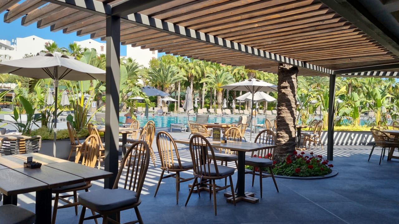 Gastro Hotel Miramare Beach