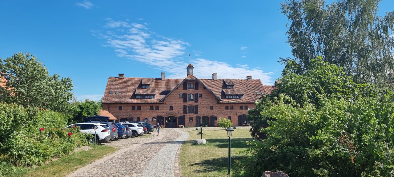 Außenansicht Pałac i Folwark Galiny