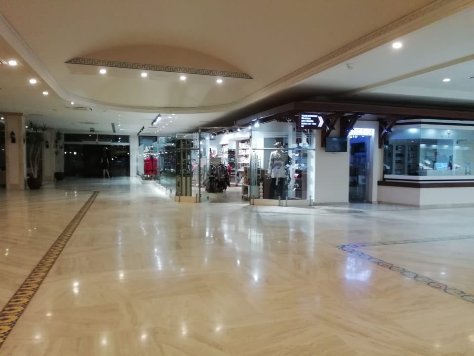 Lobby Salamis Bay Conti Resort Hotel & Casino