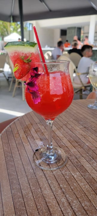 Gastro Terrace Elite Resort