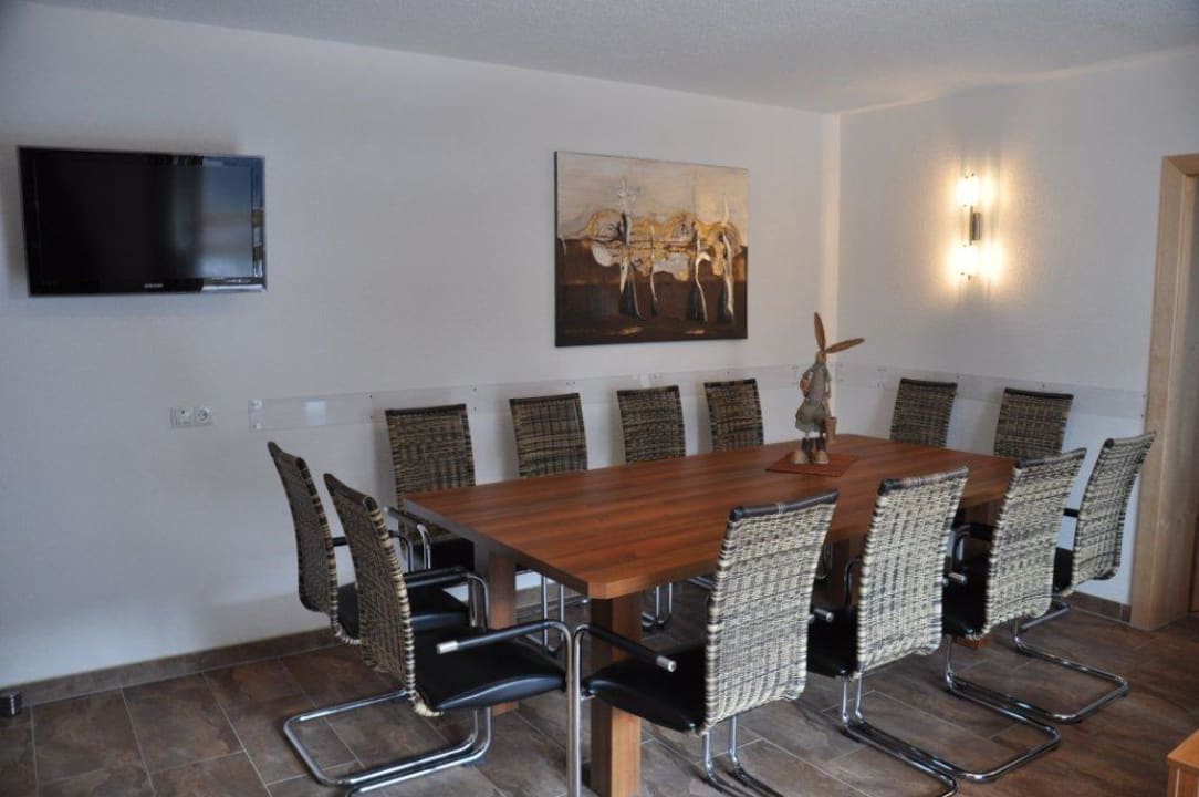 Wohnküche mit Essplatz modern und großzügig Ferienwohnungen Gschlössle