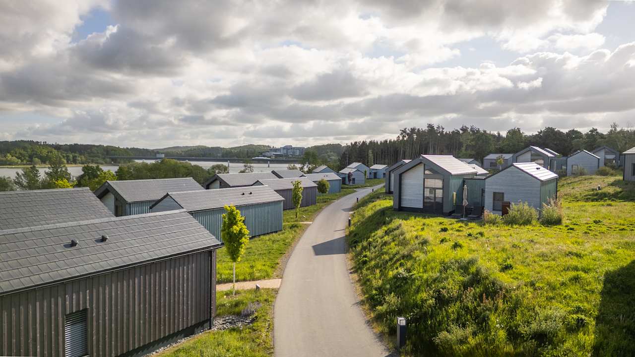 Außenansicht Bio-Seehotel Chalets