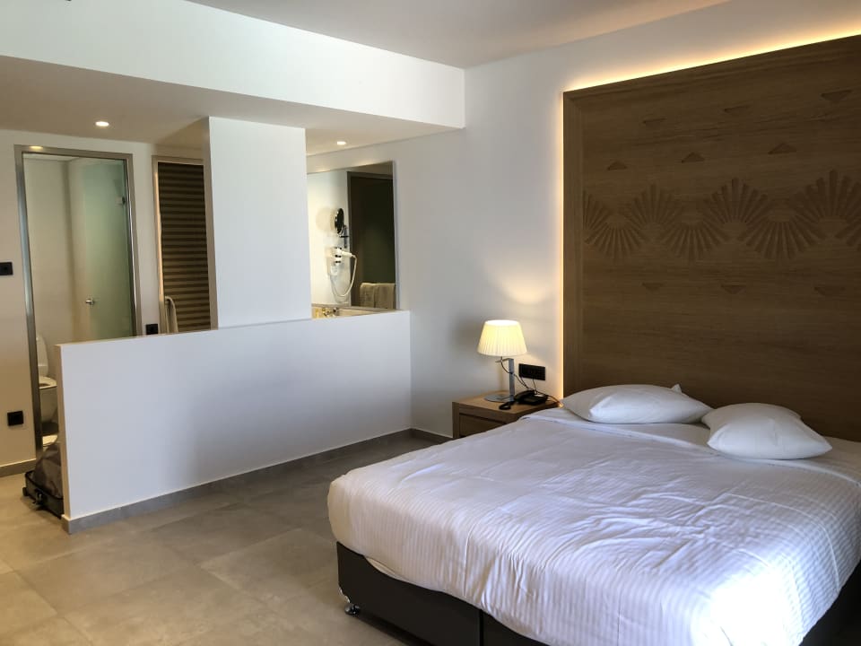 Zimmer Blue Lagoon Ocean