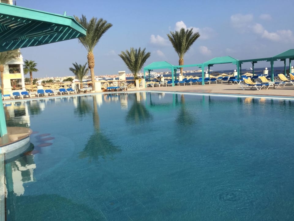 Beheizter Pool SUNRISE Holidays Resort (Adults Only)