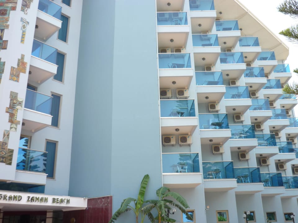 Hotel von vorne Hotel Grand Zaman Beach