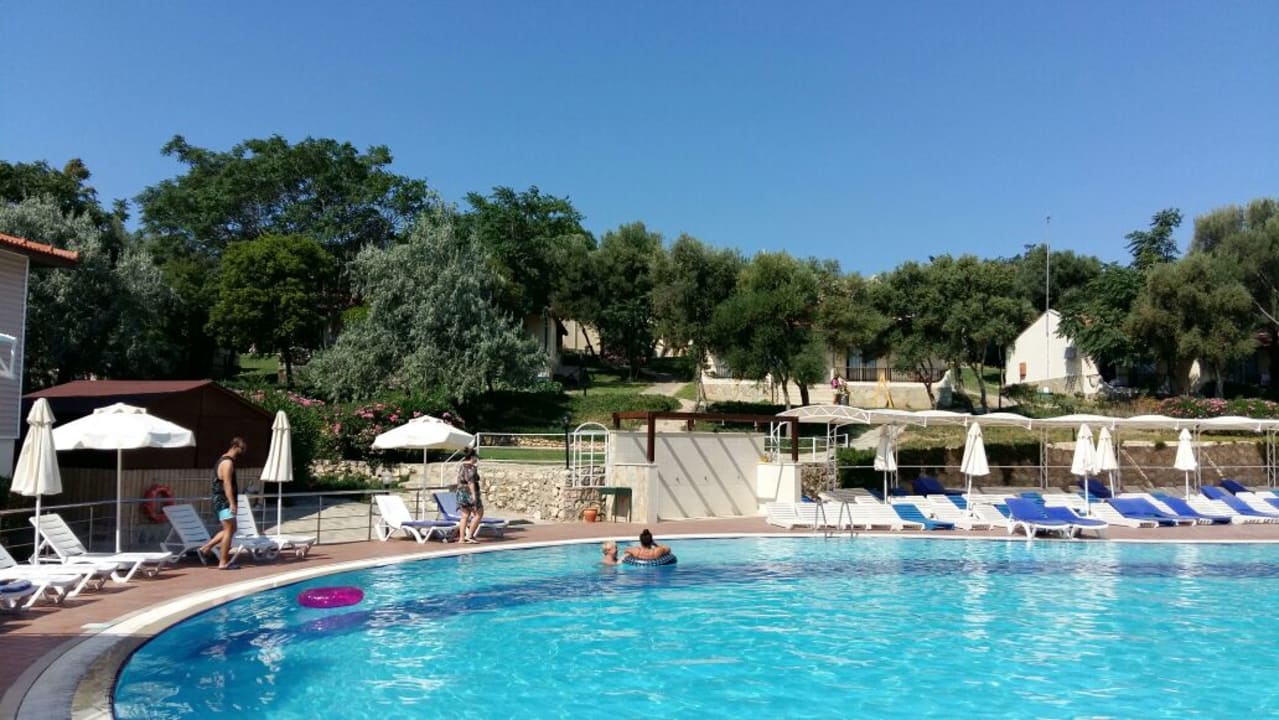 Pool Club Resort Atlantis