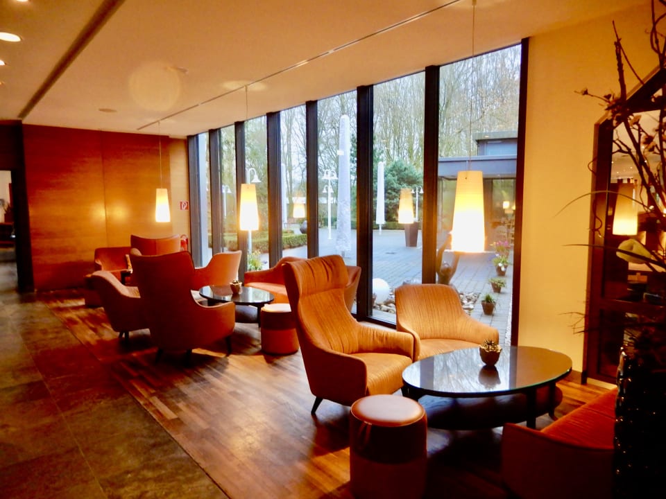 Lobby Mövenpick Hotel Münster