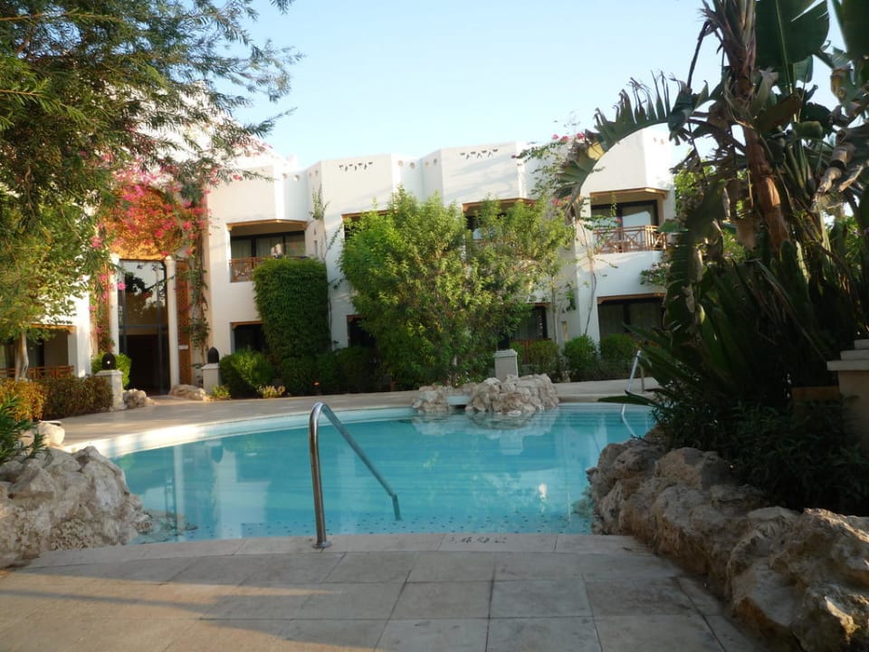 Schön Ghazala Gardens