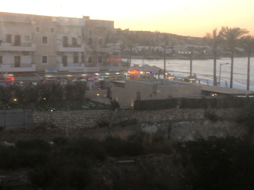 Ausblick Heronissos Hotel