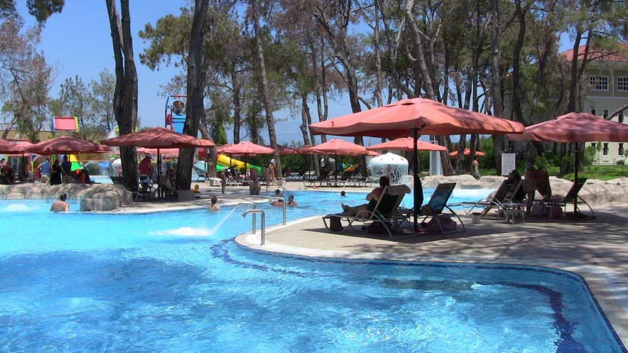 Kleiner Teil des Poolbereichs Ali Bey Resort Sorgun