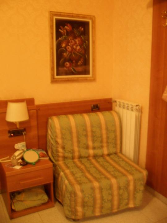 Уголок Hotel Teti