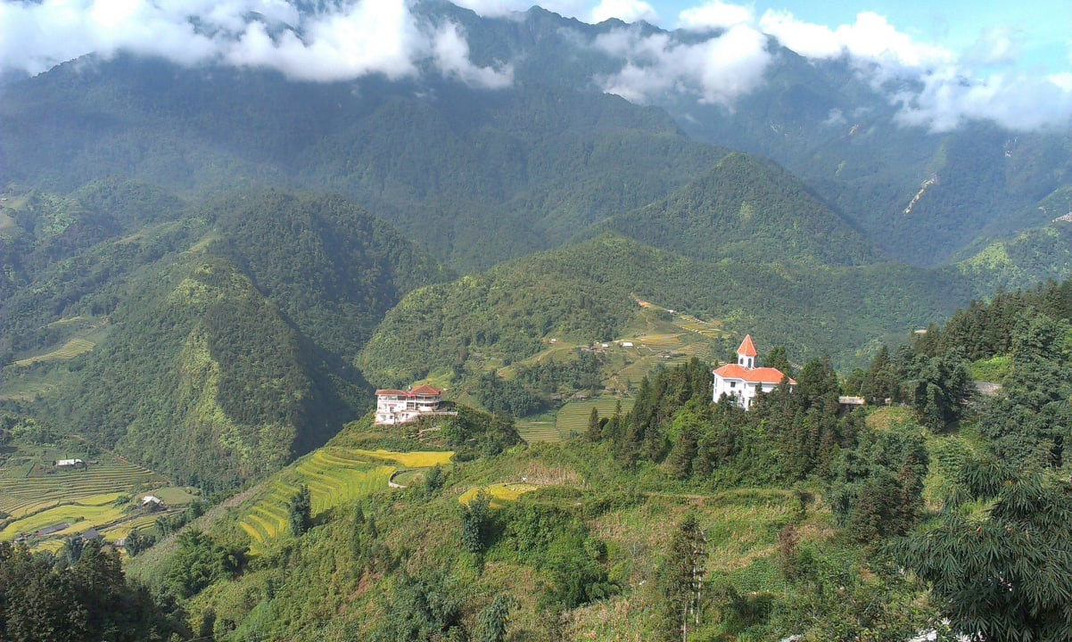 View from the breakfast room Hotel Sapa Eden