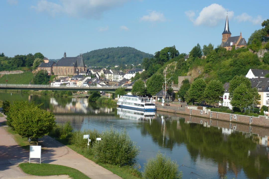 Blick vom Zimmer Villa Keller by Erasmus