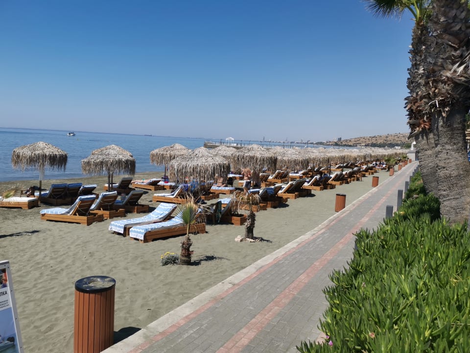Strand The GrandResort By Leonardo Hotels