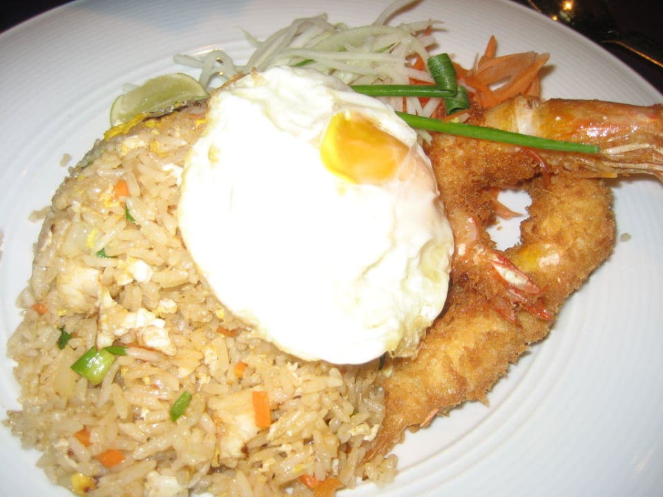 Buffet am Abend Dusit Thani Krabi Beach Resort