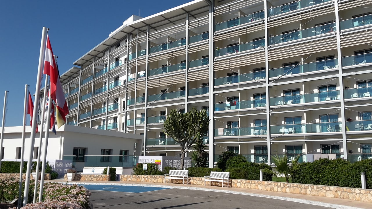 Außenansicht Asterias Beach