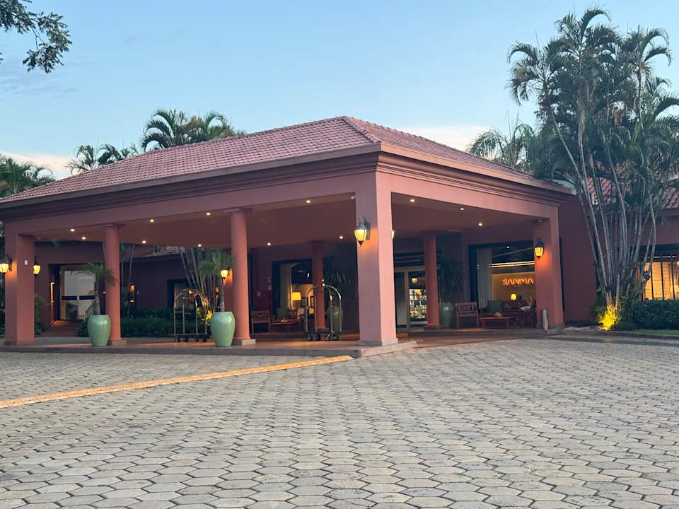 Außenansicht Sanma Hotel