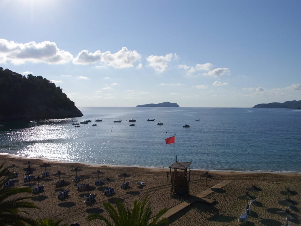 Der Blick von unserem Balkon - herrlich El Somni Ibiza Dream Hotel by Grupotel