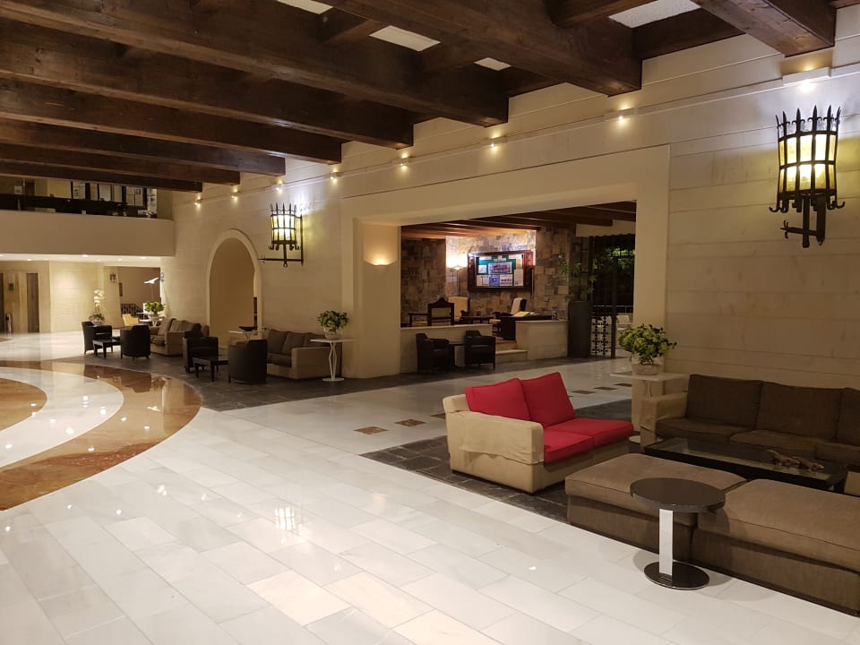 Lobby Apollonia Beach Resort & Spa