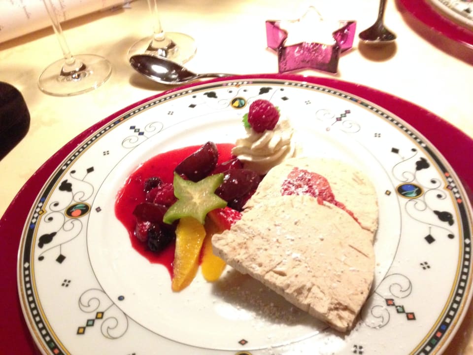 Leckeres Dessert  GlasHotel Zwiesel