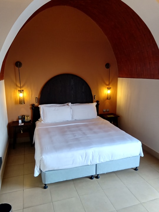 Zimmer The Cove Rotana Resort
