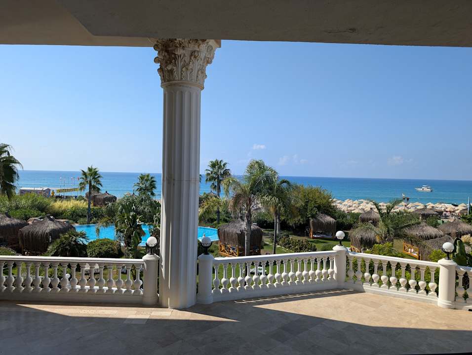 Außenansicht Starlight Resort Hotel