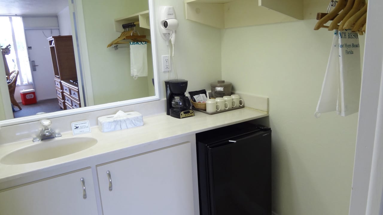 Küche Hotel Outrigger Beach Resort