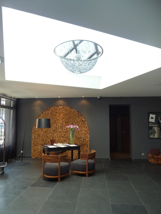 Rezeptionsbereich Hotel The Cambrian