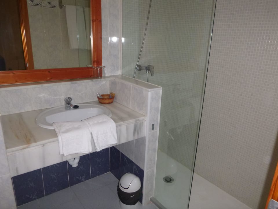 Badezimmer Garden Saladina