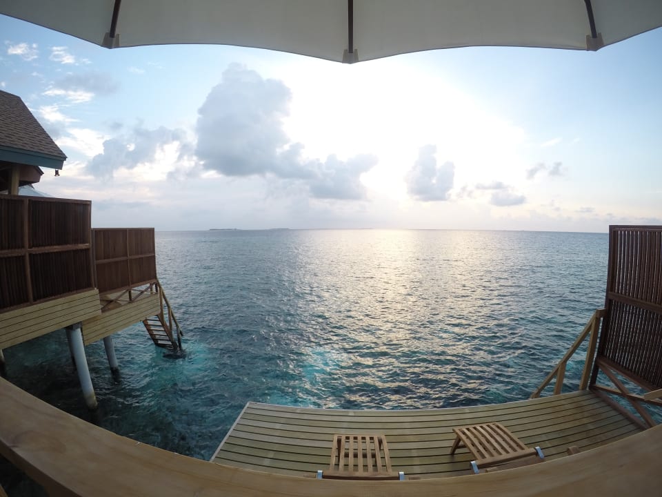 Zimmer Reethi Faru Resort