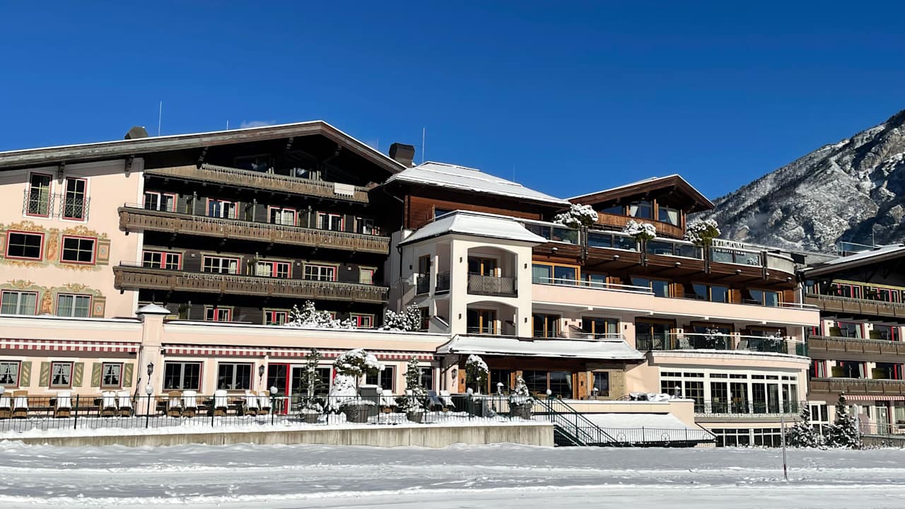 Außenansicht Das Karwendel - Ihr Wellness Zuhause am Achensee
