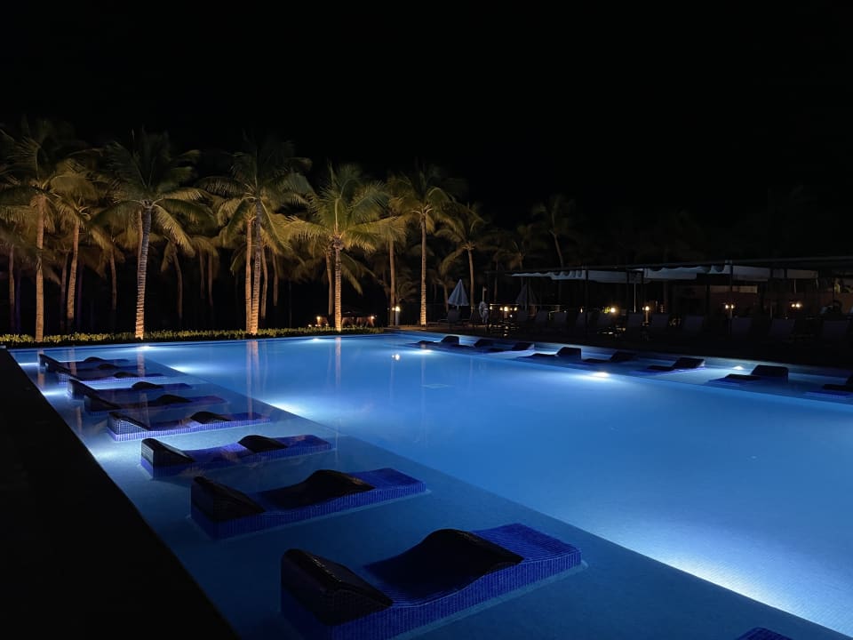 Pool Hotel Riu Palace Riviera Maya