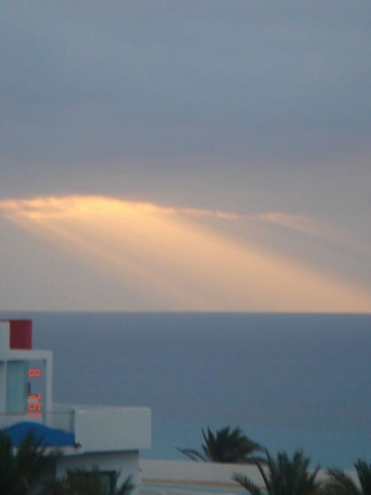 Sonnenaufgang vom Balkon aus R2 Pajara Beach