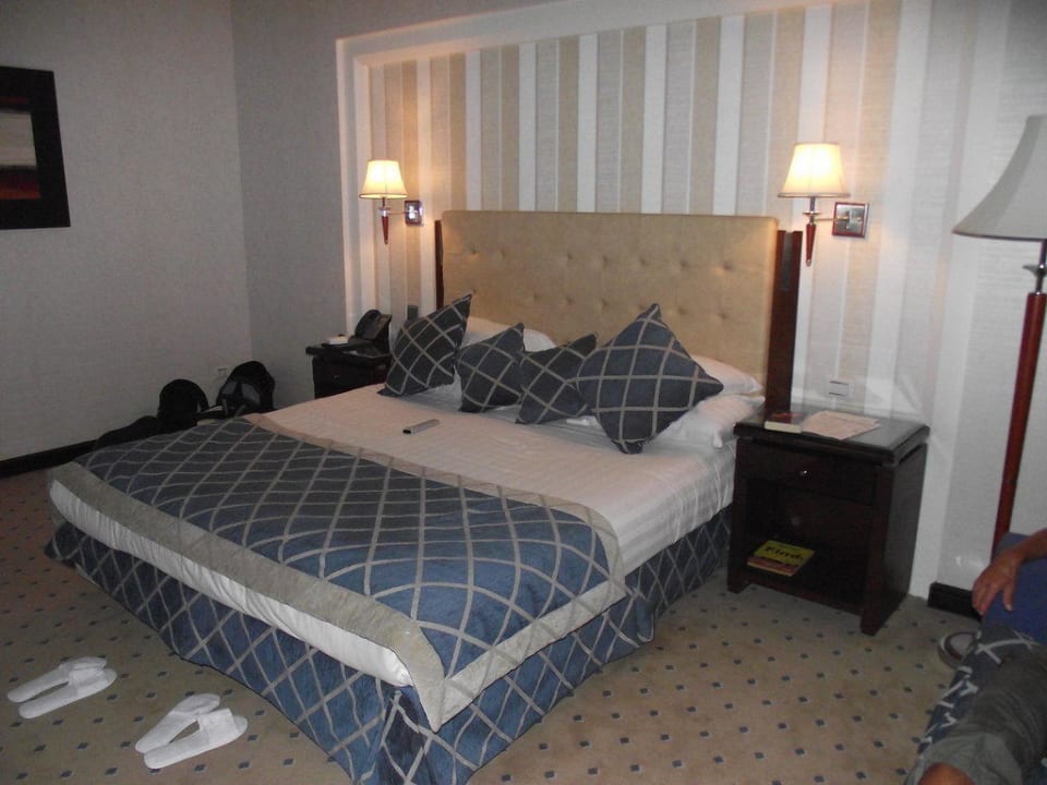 Sehr große Zimmer Premier Le Reve Hotel & Spa