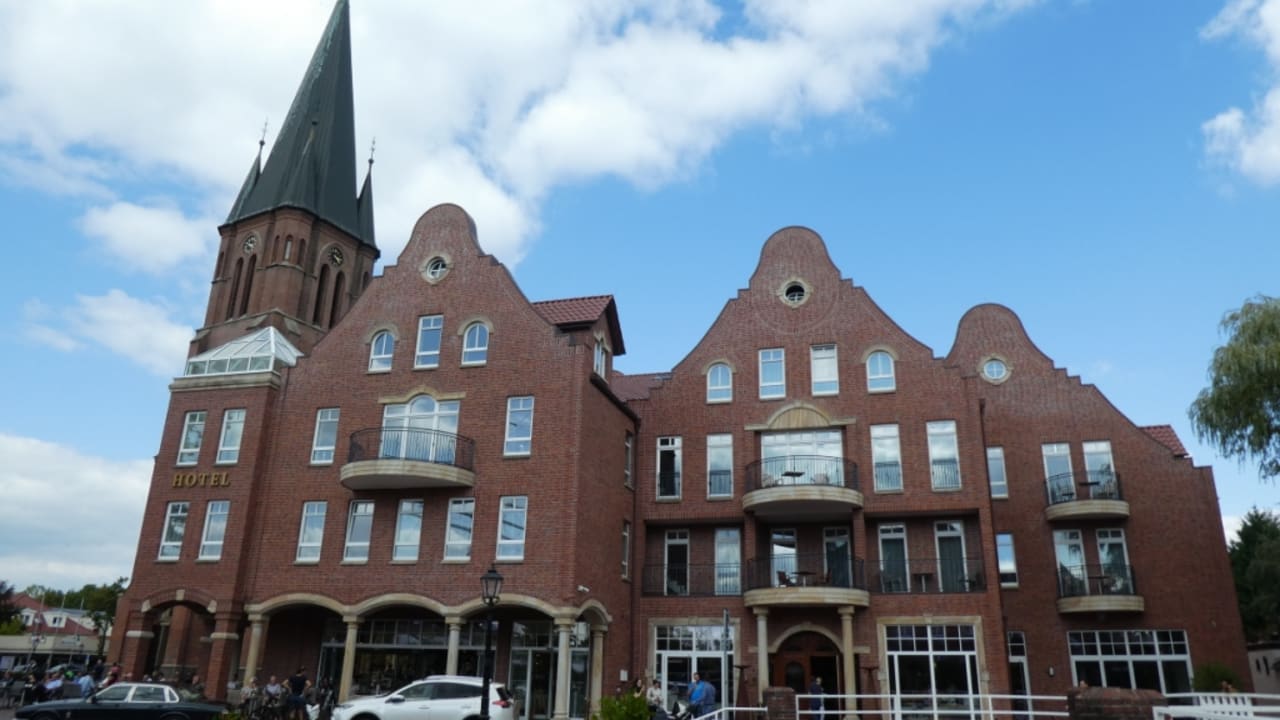 Außenansicht Arkadenhaus - Hotel Freiherr von Schwarzenberg