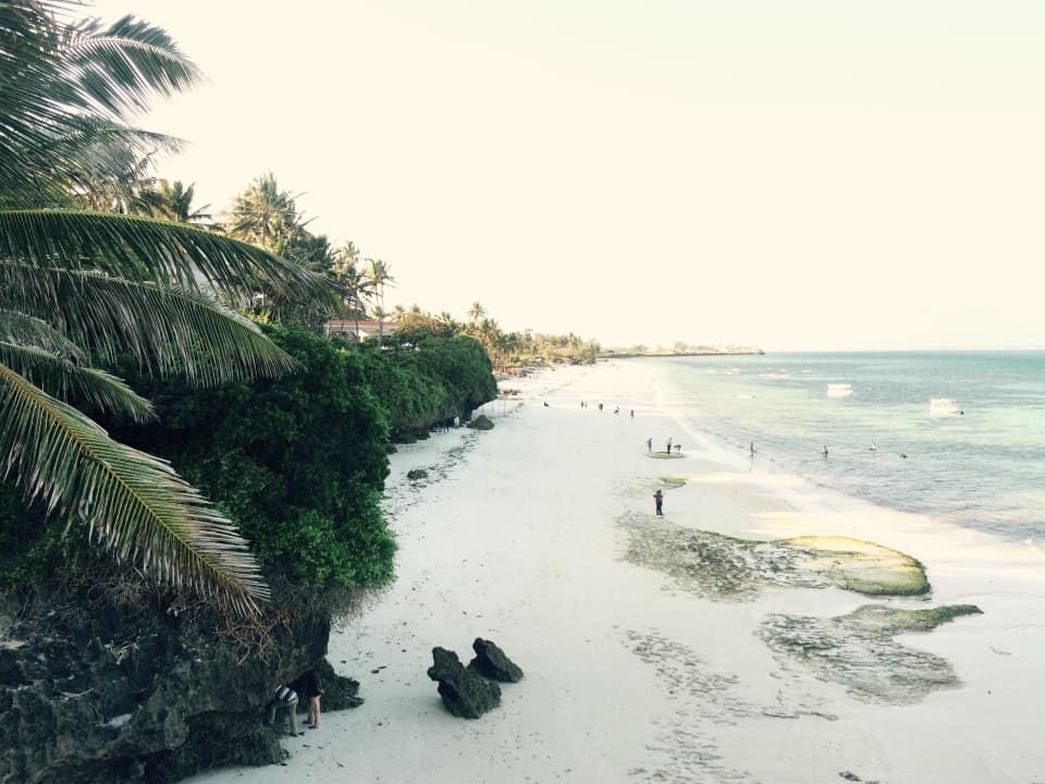 Bahari Beach Hotel Bahari Beach Hotel