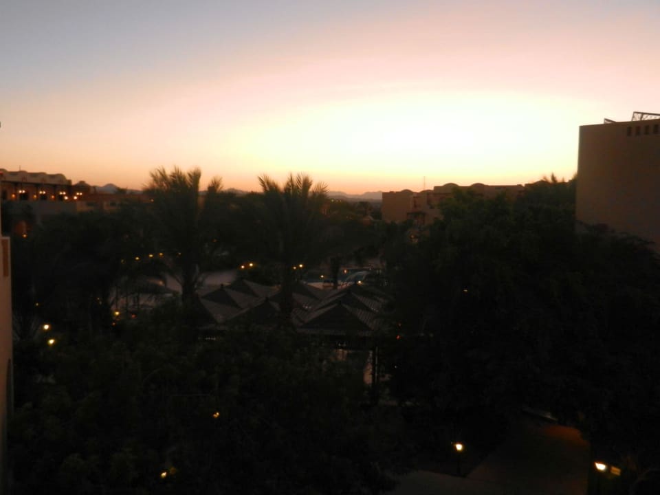 Bei Nacht Steigenberger Coraya Beach - Adults only