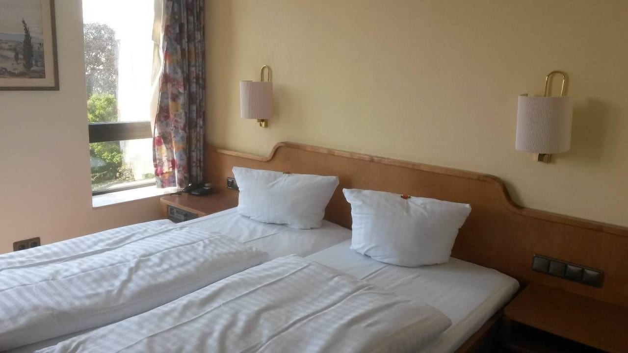 Zimmer - Doppelbett Trip Inn Hotel Klee am Park
