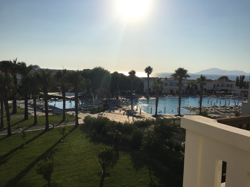 Pool Neptune Luxury Resort