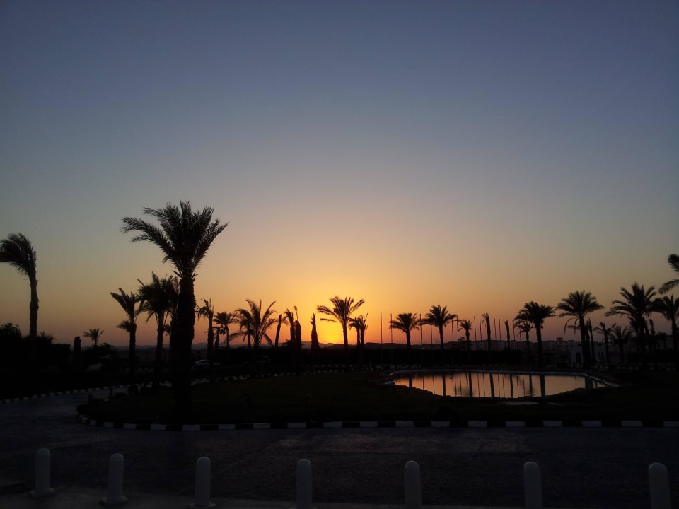 Zachód słońca Hilton Marsa Alam Nubian Resort