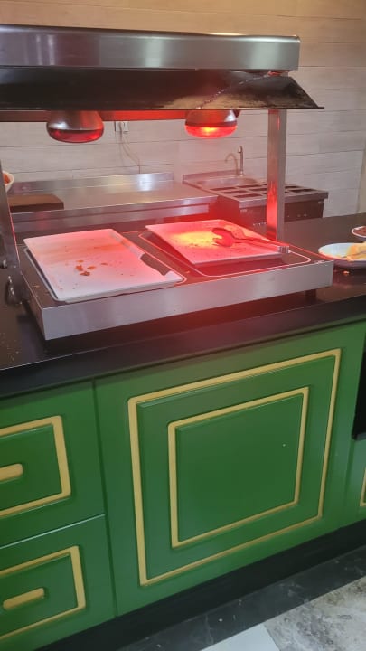 Gastro Seaden Valentine Resort & Spa