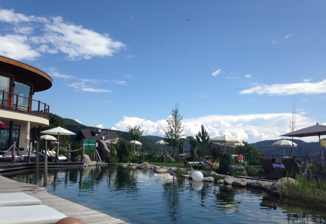 Naturteich-Pool Hotel Chalet Mirabell