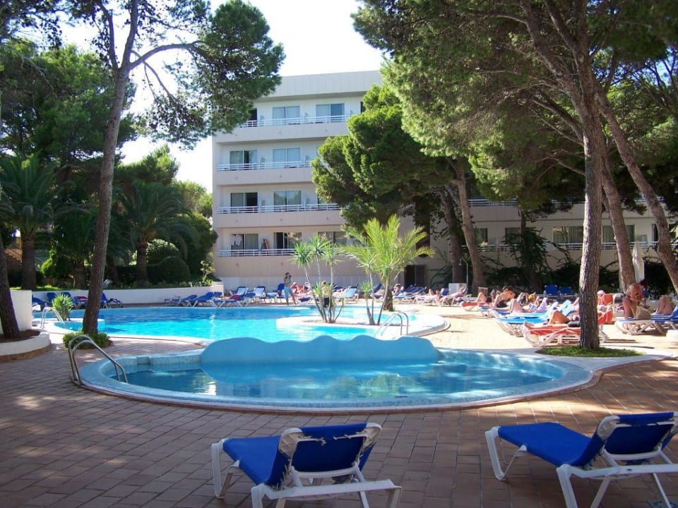 Blick auf den Pool Hotel & Spa S'Entrador Playa