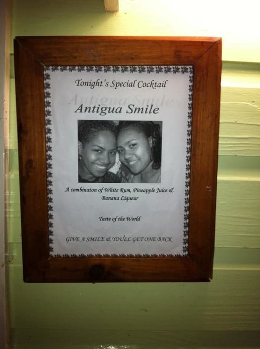 Jeden Tag ein anderer leckerer Spezialcocktail Cocos Hotel Antigua - Adults Only