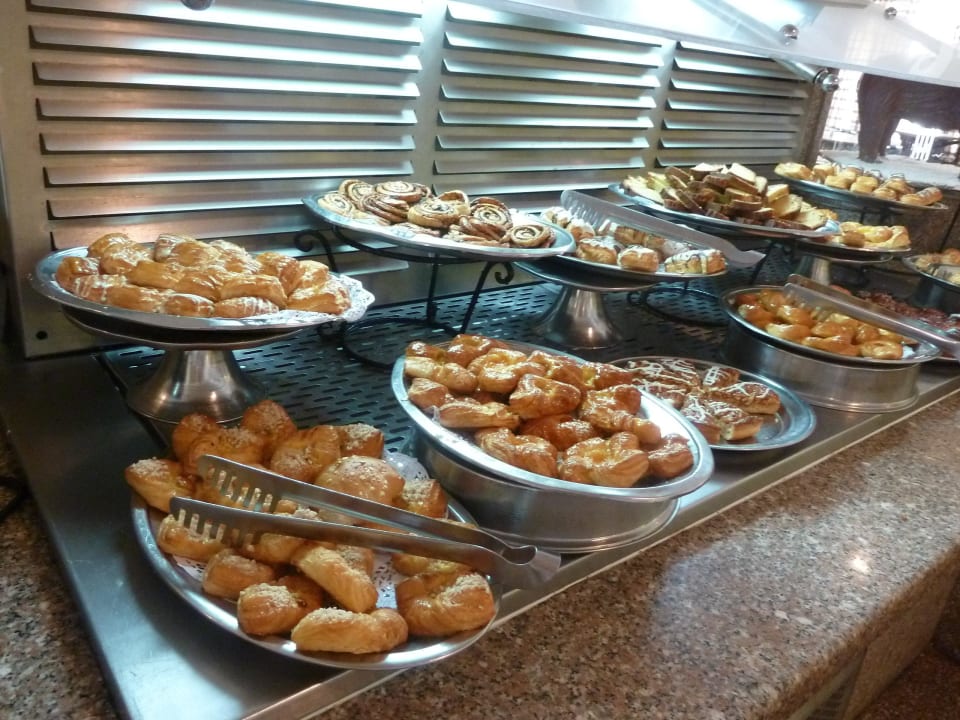 Frühstücks-Buffet Brayka Bay Resort