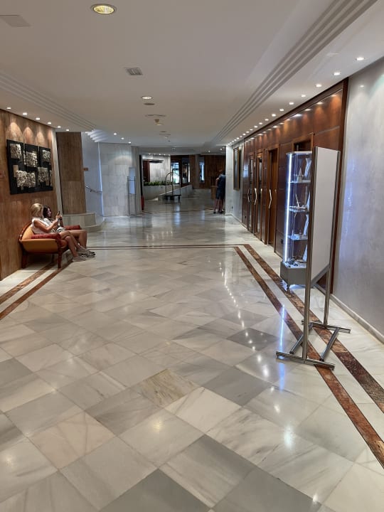 Lobby Hotel Serrano Palace