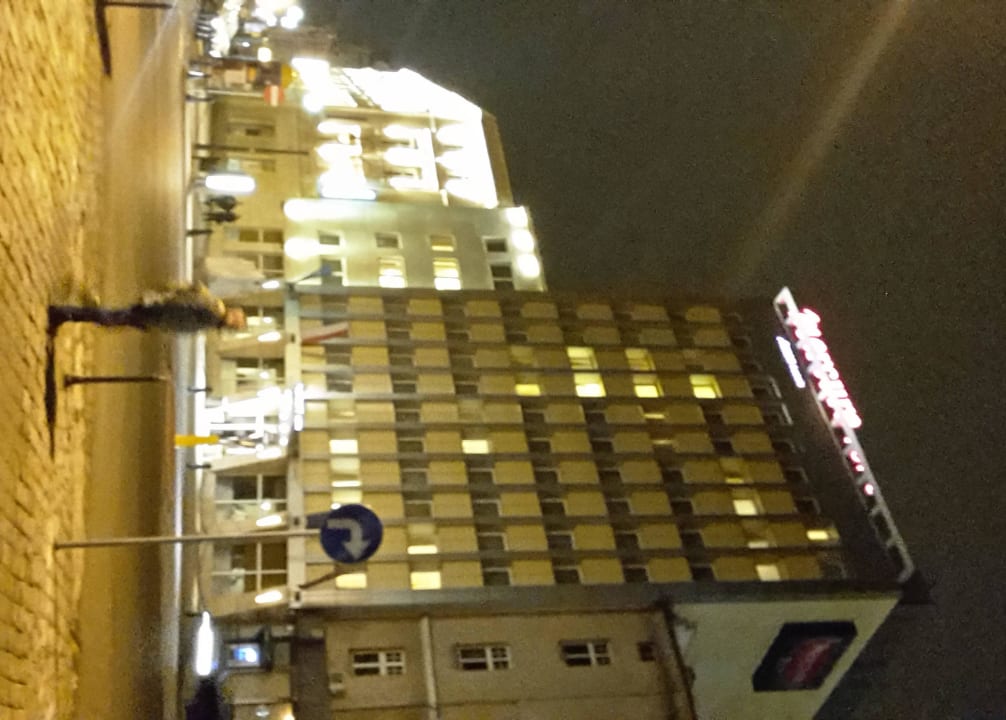 Das Mercure Opole bei Nacht Hotel Mercure Opole