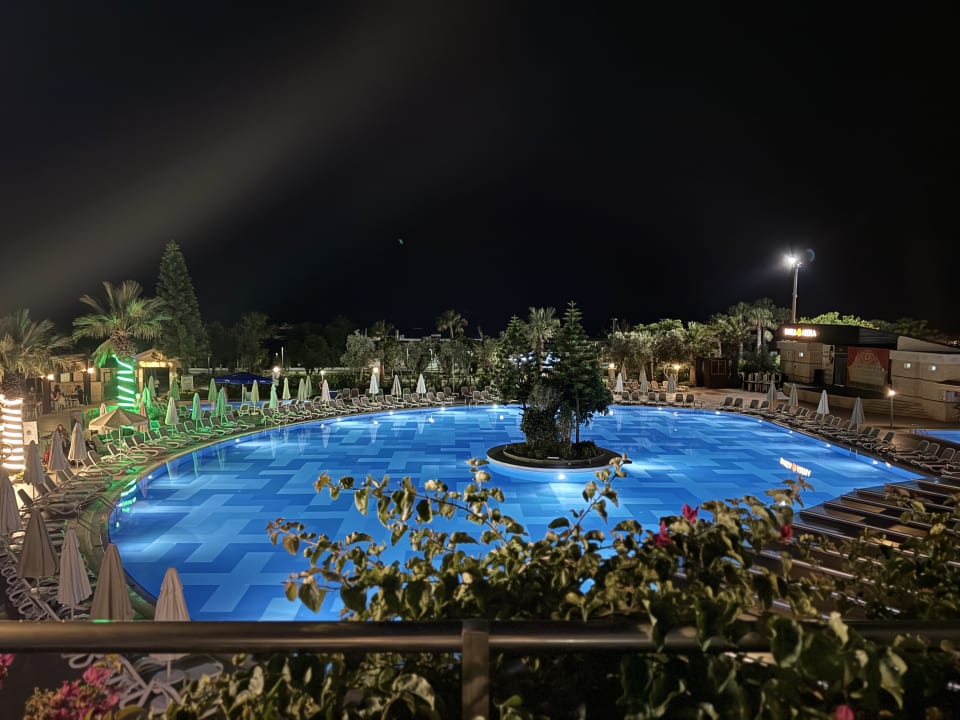 Pool Seamelia Beach Resort